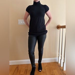 Black short-sleeved sweater with turtleneck, like new, no stains or rips
